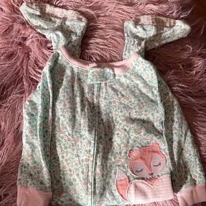Carter’s 12M zip up pajama